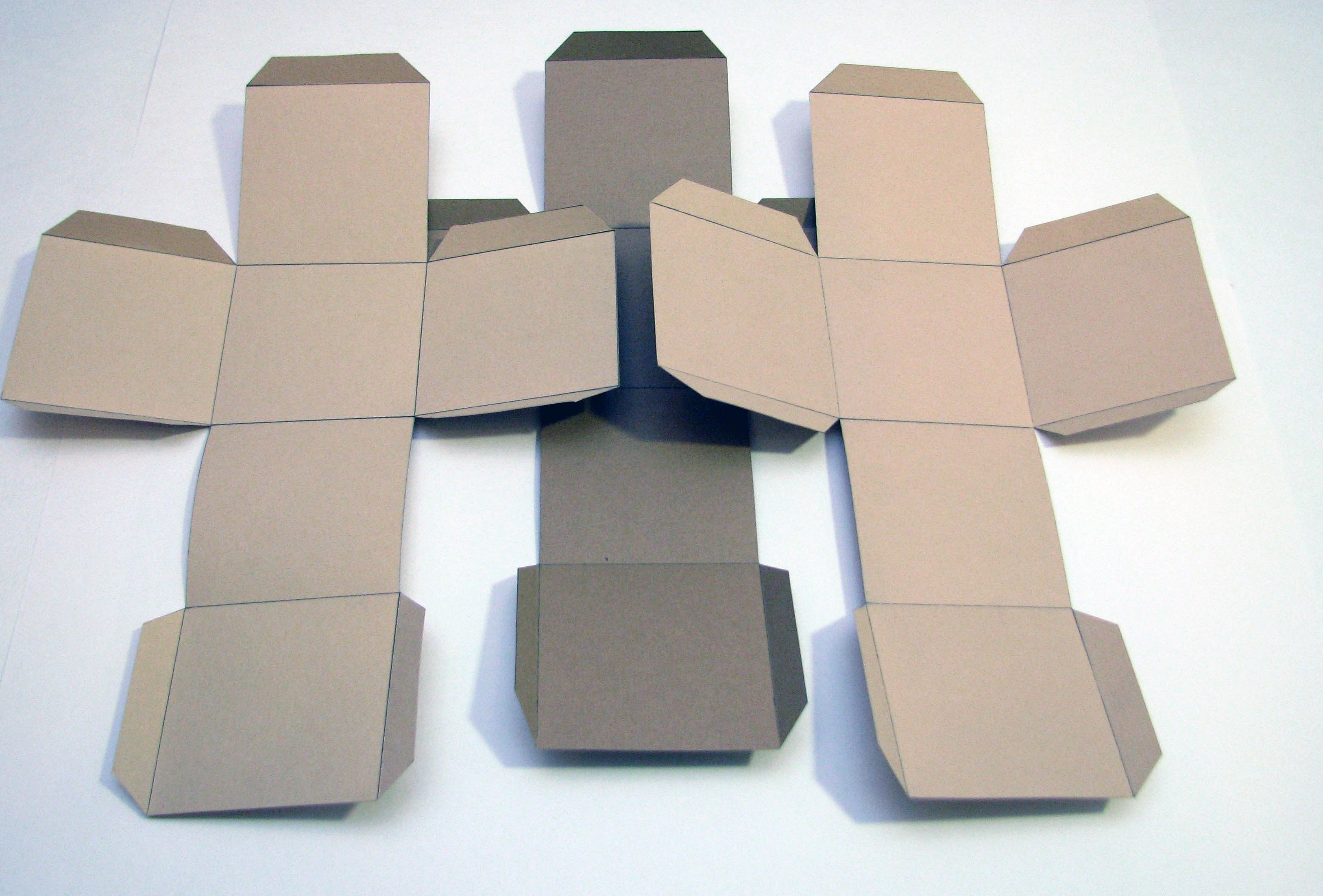 Самодельные кубы. Развёртка Куба 10х10 см. Куб из картона. Квадрат из картона. Кубик из картона.