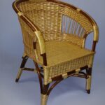кресло желтое плетеное