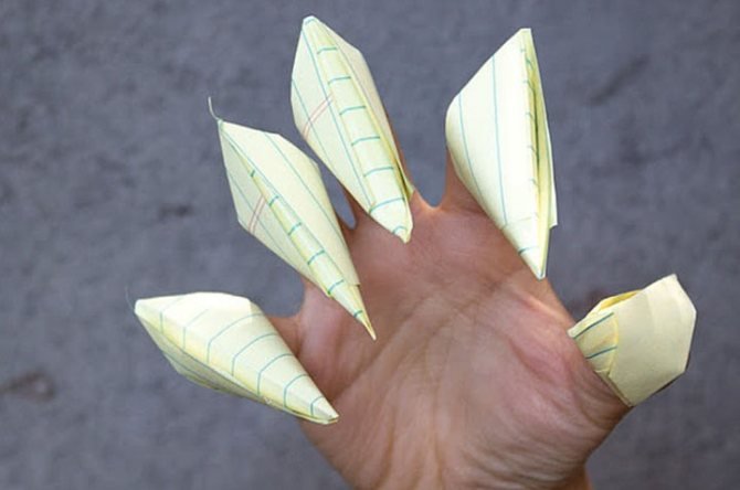 Оригами-когти из бумаги